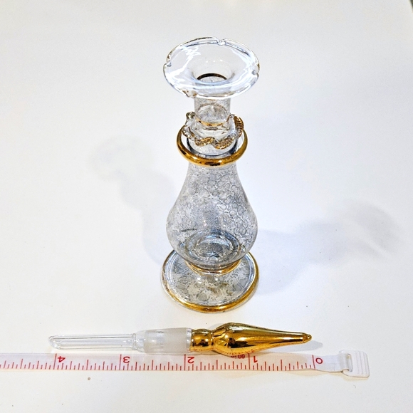 Vintage Blown Glass Perfume Bottle with Glass Dabber - Picture 7 of 16